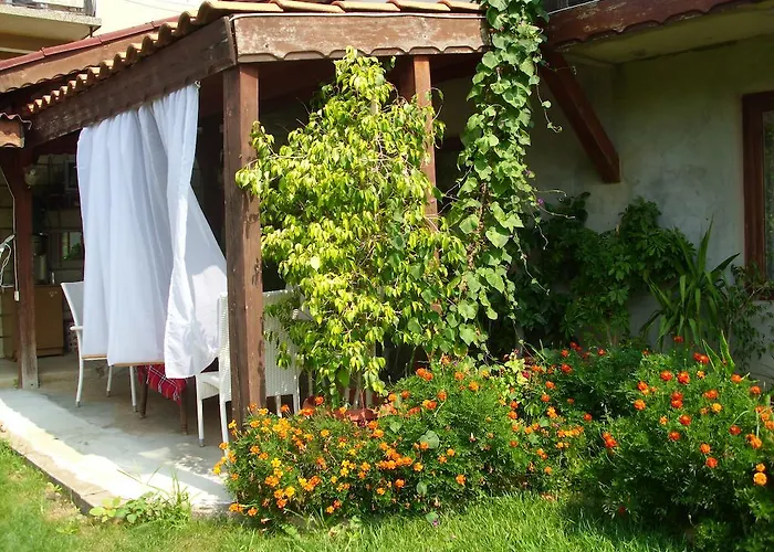 Къща за гости елида 2*